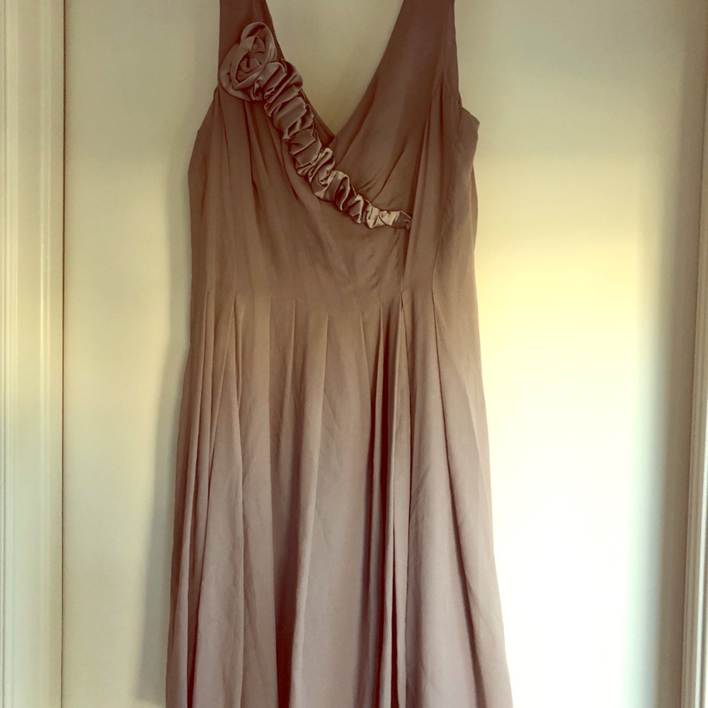 Maggy London simple dress for summer outings